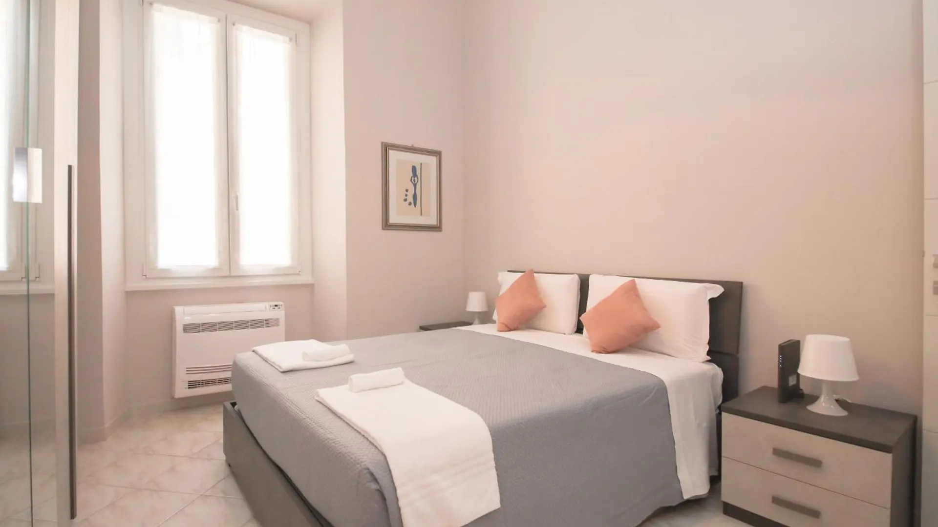Rome Flat 42 By Ghor Apartment