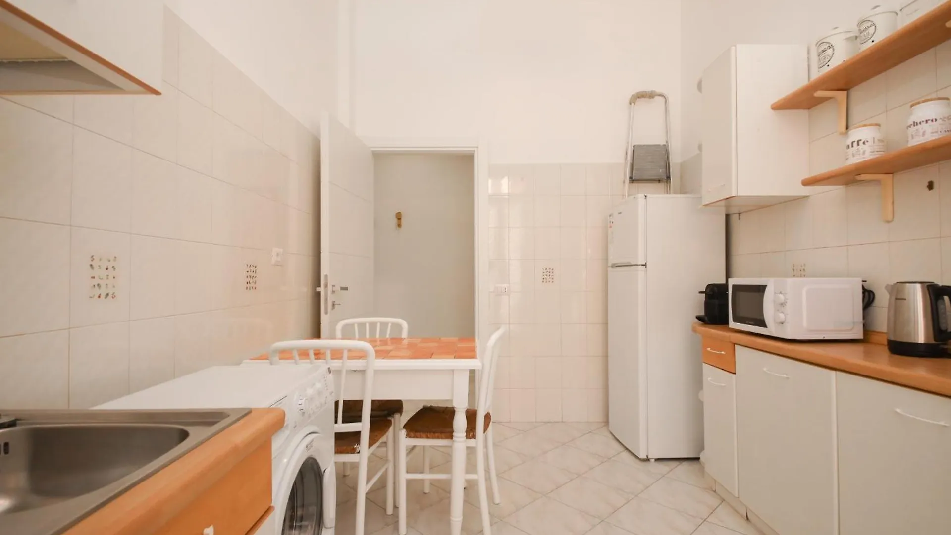Rome Flat 42 By Ghor Apartment